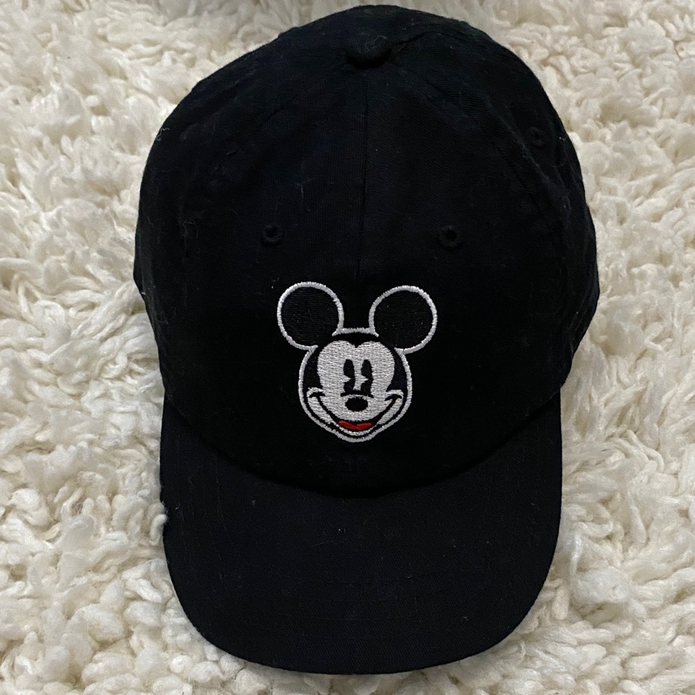 Disney child’s size large Mickey Mouse black base ball hat cap ¥